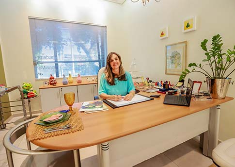 Nutricionista Elaine Mencaroni Rodrigues