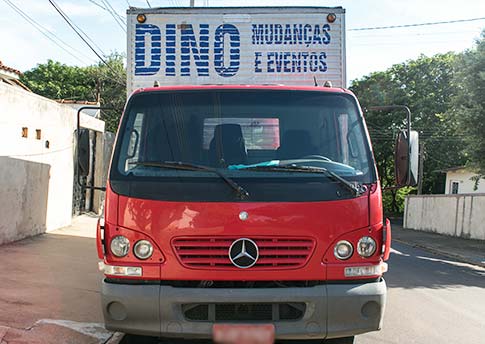 Mudanças e Fretes Dino