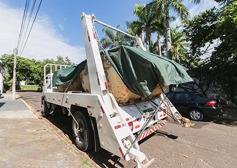Pr Locação de Caçambas
