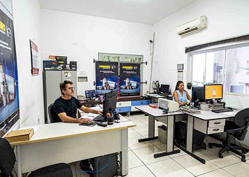 Multstock Escapamentos e Engates