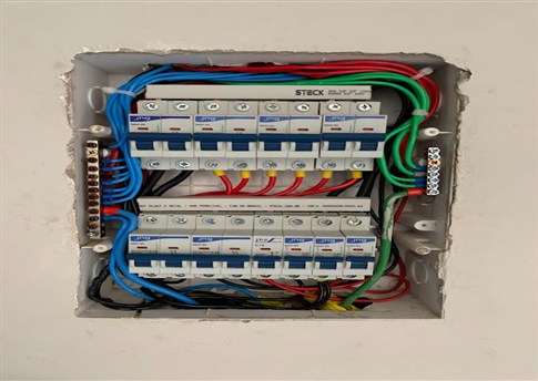 LuzNeon Instalações e Serviços Elétricos