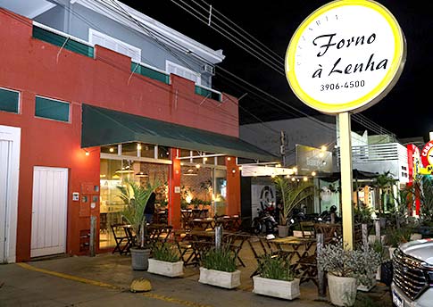 Pizzaria Forno À Lenha 4
