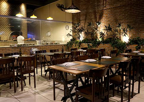 Pizzaria Forno À Lenha 4