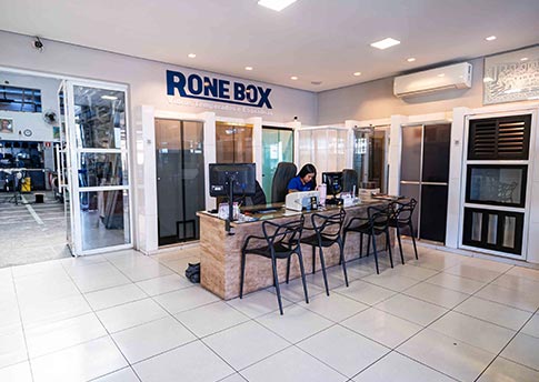 Rone Box Vidros e Esquadrias de Alumínio