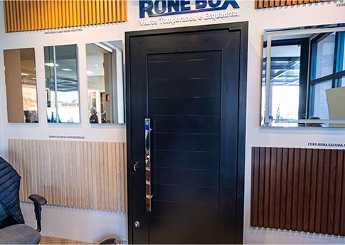 Rone Box Vidros e Esquadrias de Alumínio