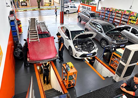 Lubcenter Troca de Óleo de Motor e de Câmbio Automático